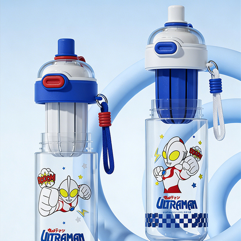 X&W ウルトラマン柄 600ML ダブルドリンクカップ 漫 - X Sports Equipment のレビューと価格